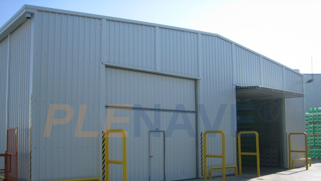 Hangar industriel PLENAVE